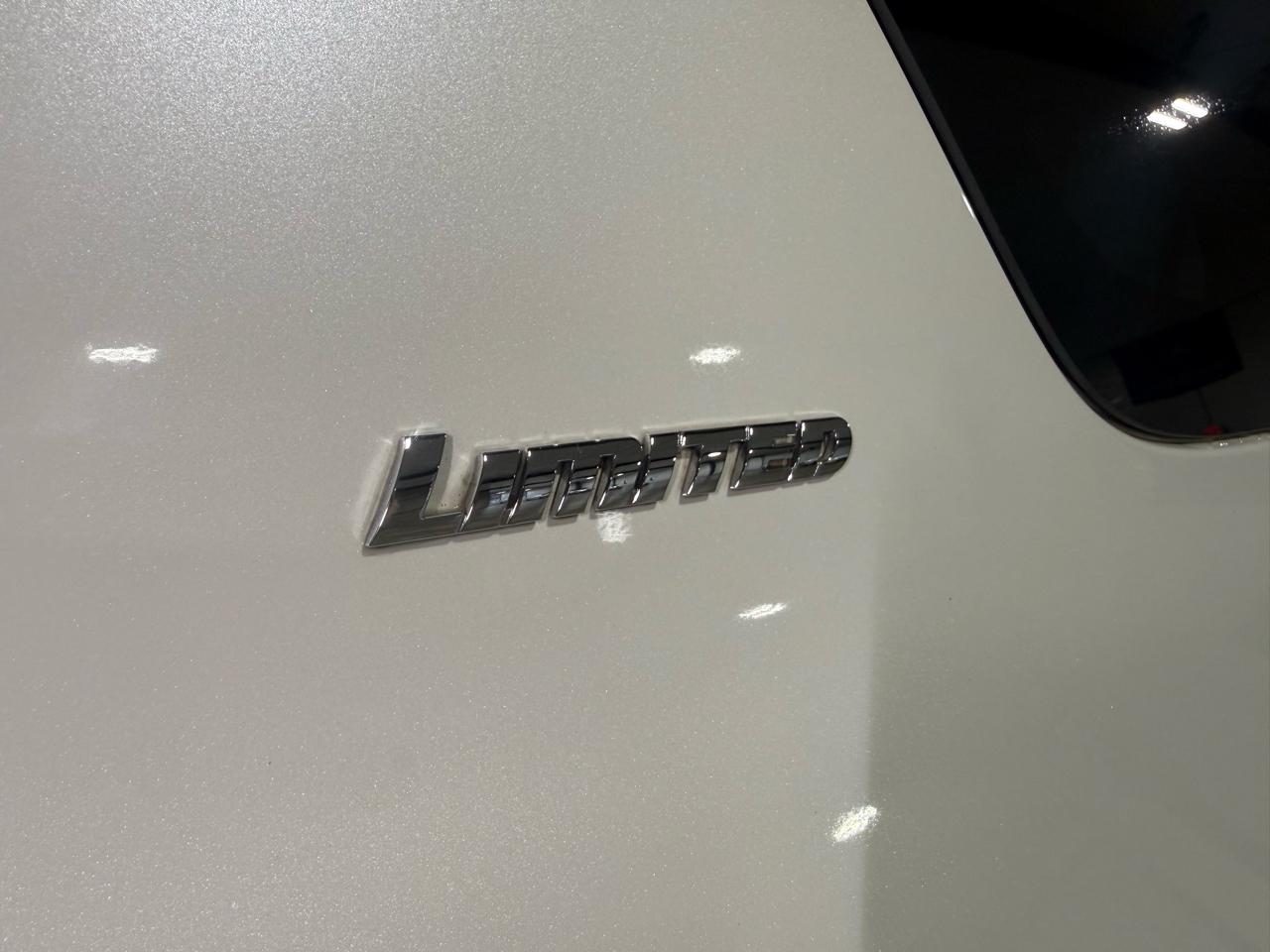 Toyota 4Runner SR5 4WD 2018