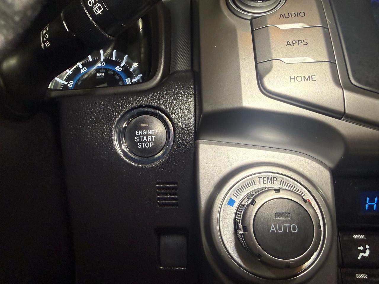 Toyota 4Runner SR5 4WD 2018