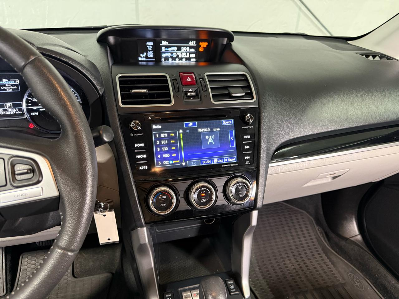 Subaru Forester 2.5i Limited 2017