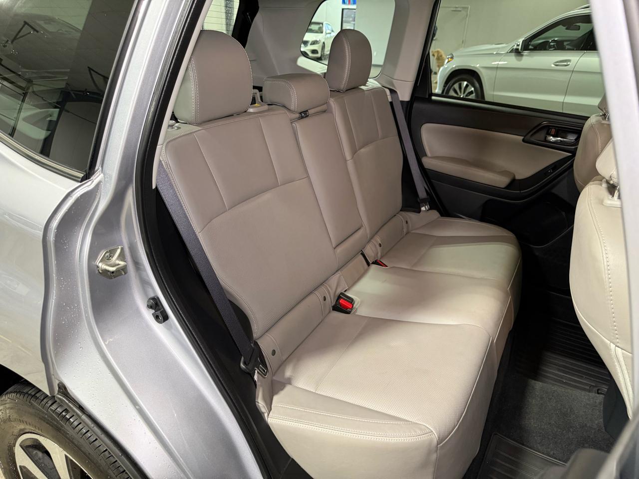 Subaru Forester 2.5i Limited 2017