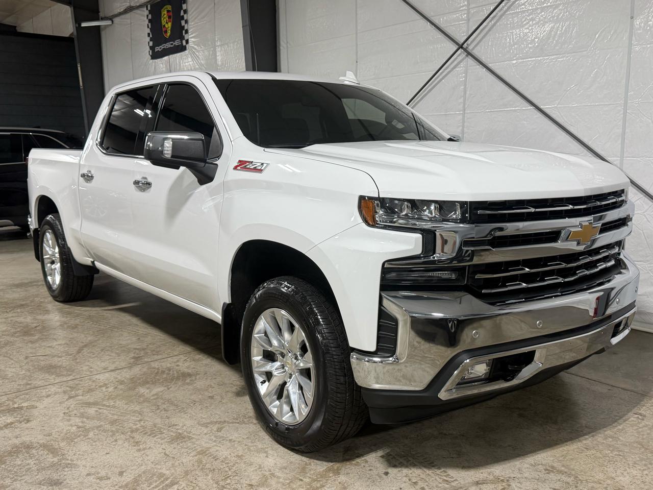 Chevrolet Silverado 1500 LTZ Crew Cab 4WD 2021