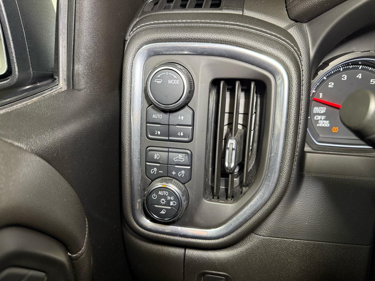 Chevrolet Silverado 1500 LTZ Crew Cab 4WD 2021