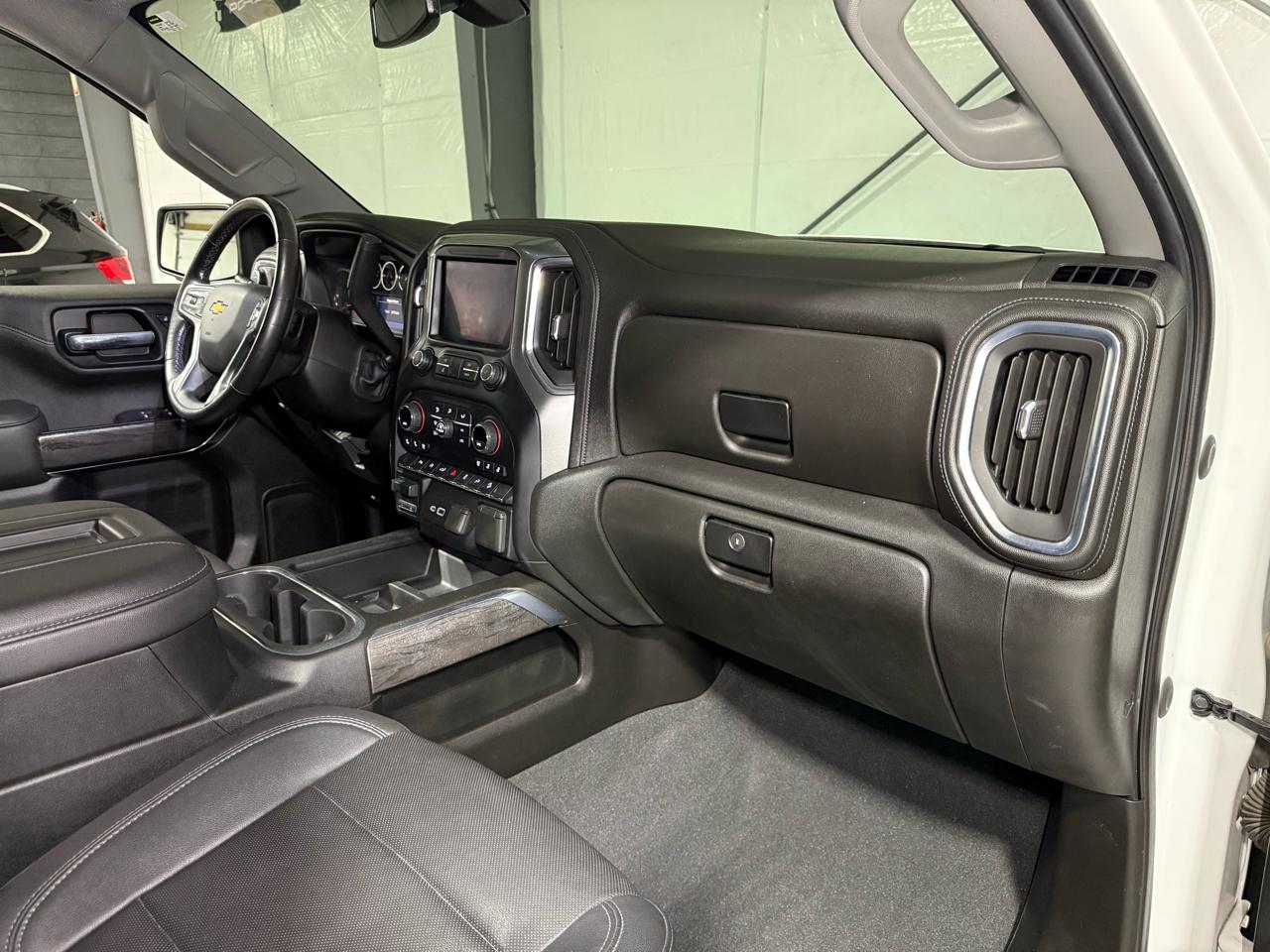Chevrolet Silverado 1500 LTZ Crew Cab 4WD 2021