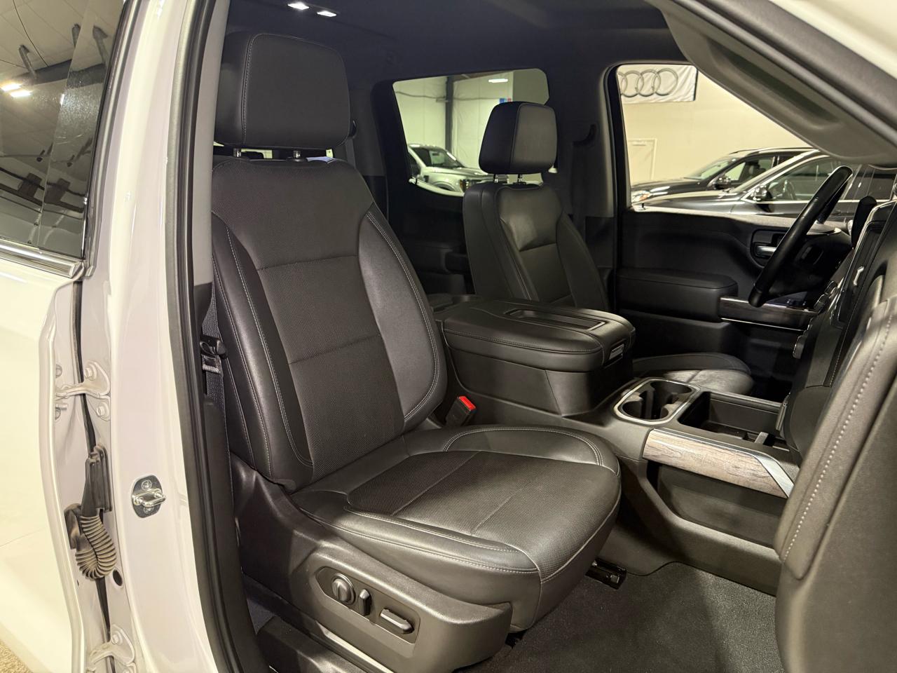 Chevrolet Silverado 1500 LTZ Crew Cab 4WD 2021