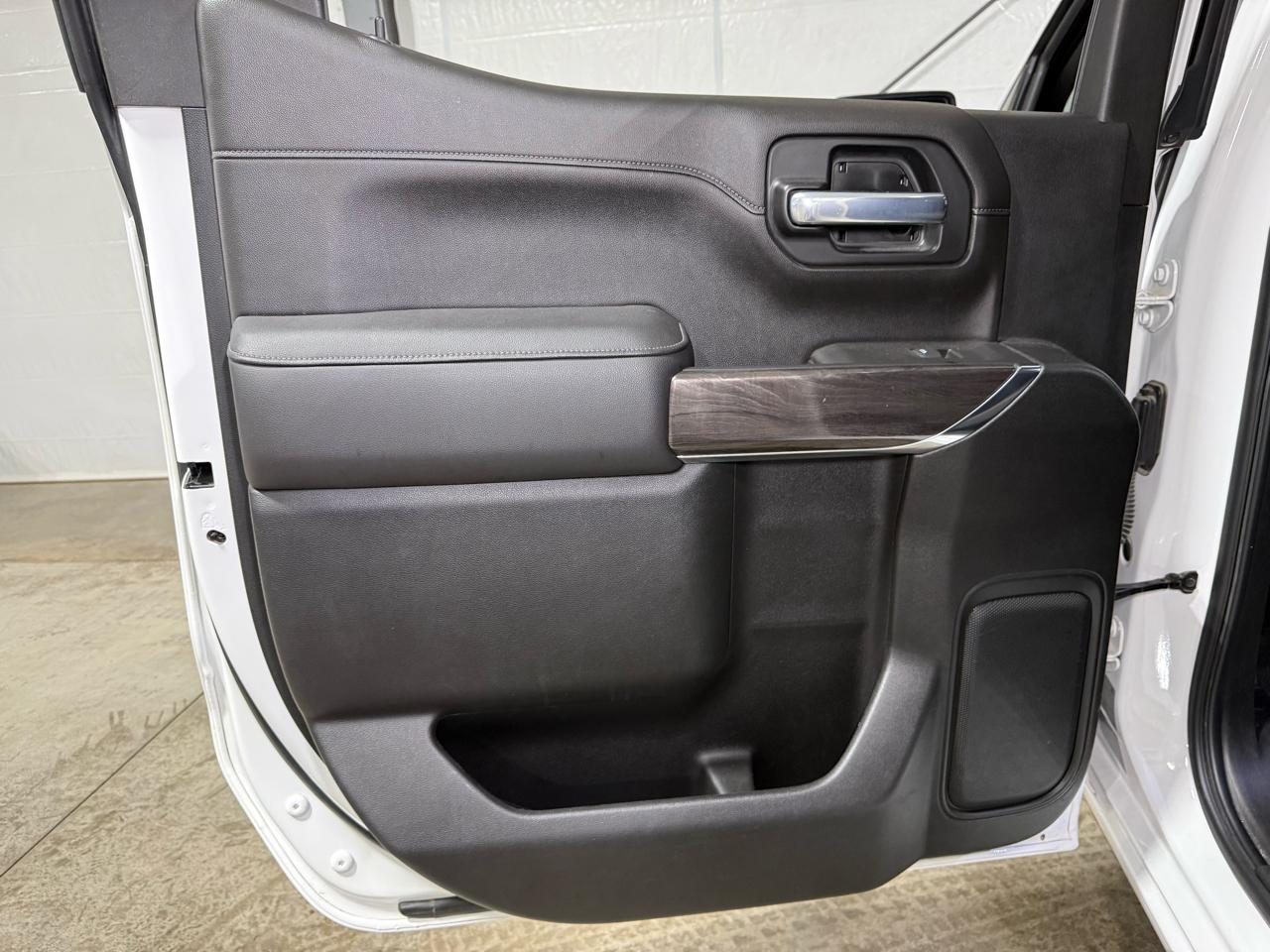 Chevrolet Silverado 1500 LTZ Crew Cab 4WD 2021