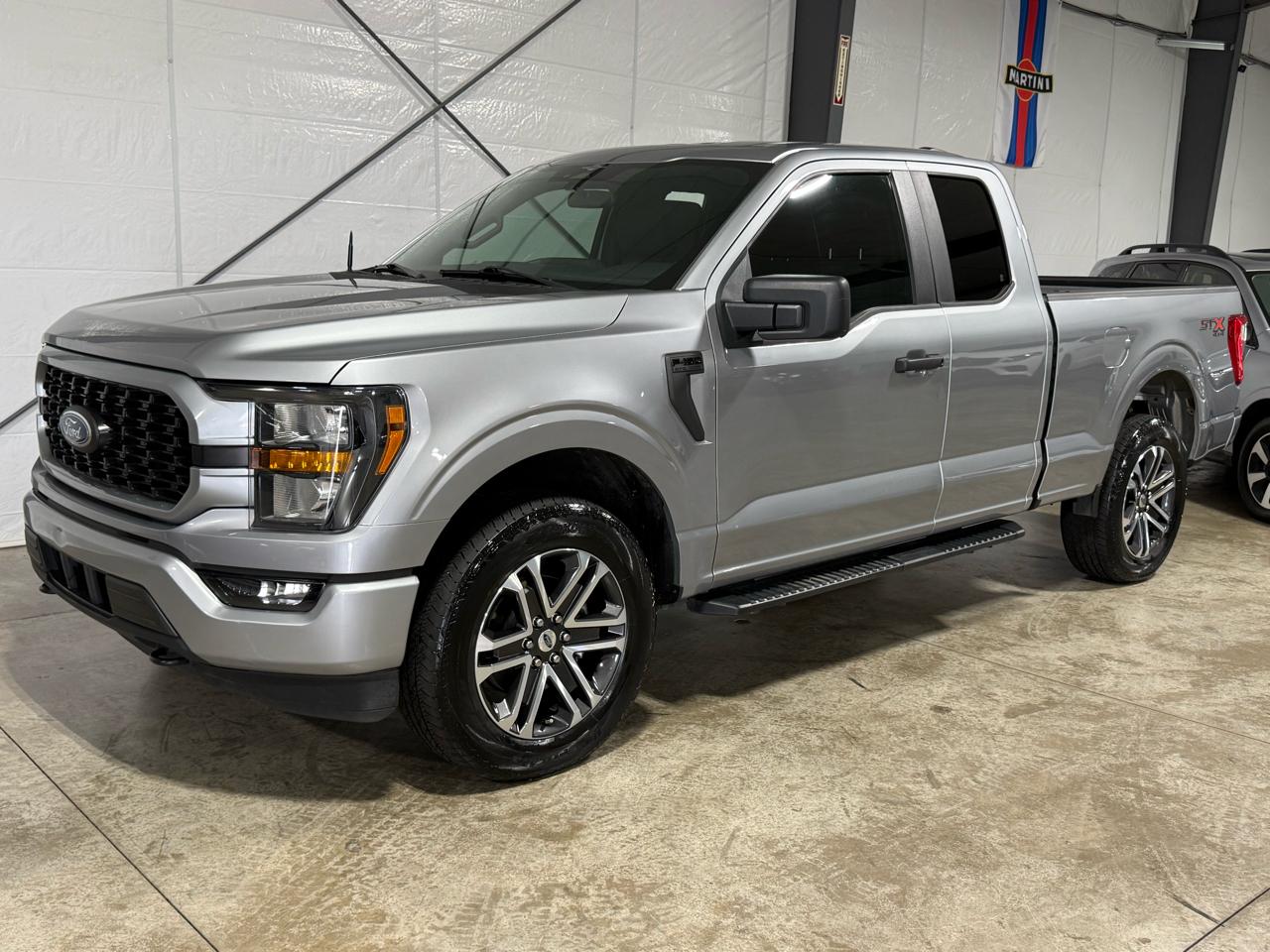 Ford F-150 XL SuperCab 8-ft. Bed 4WD 2023