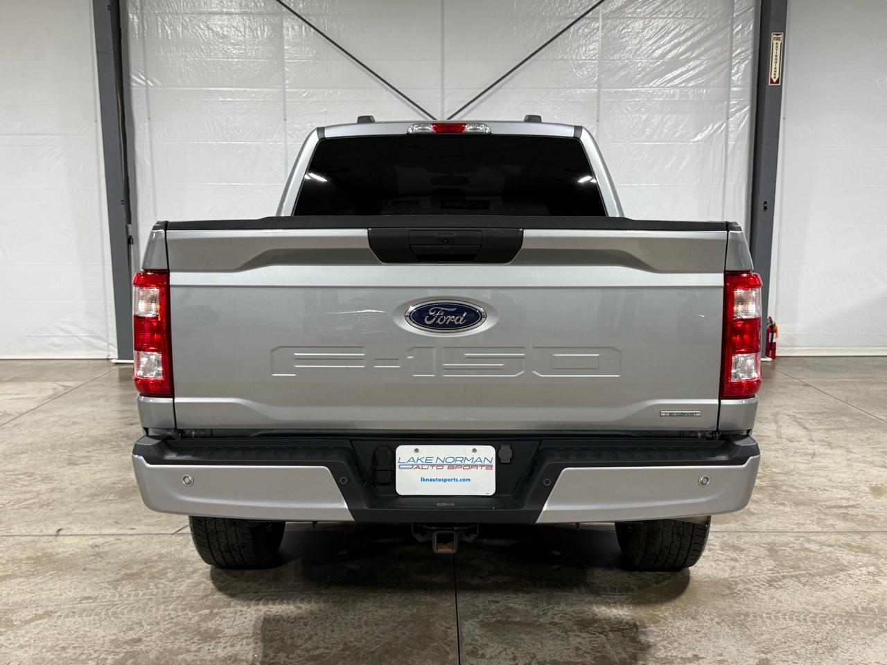 Ford F-150 XL SuperCab 8-ft. Bed 4WD 2023