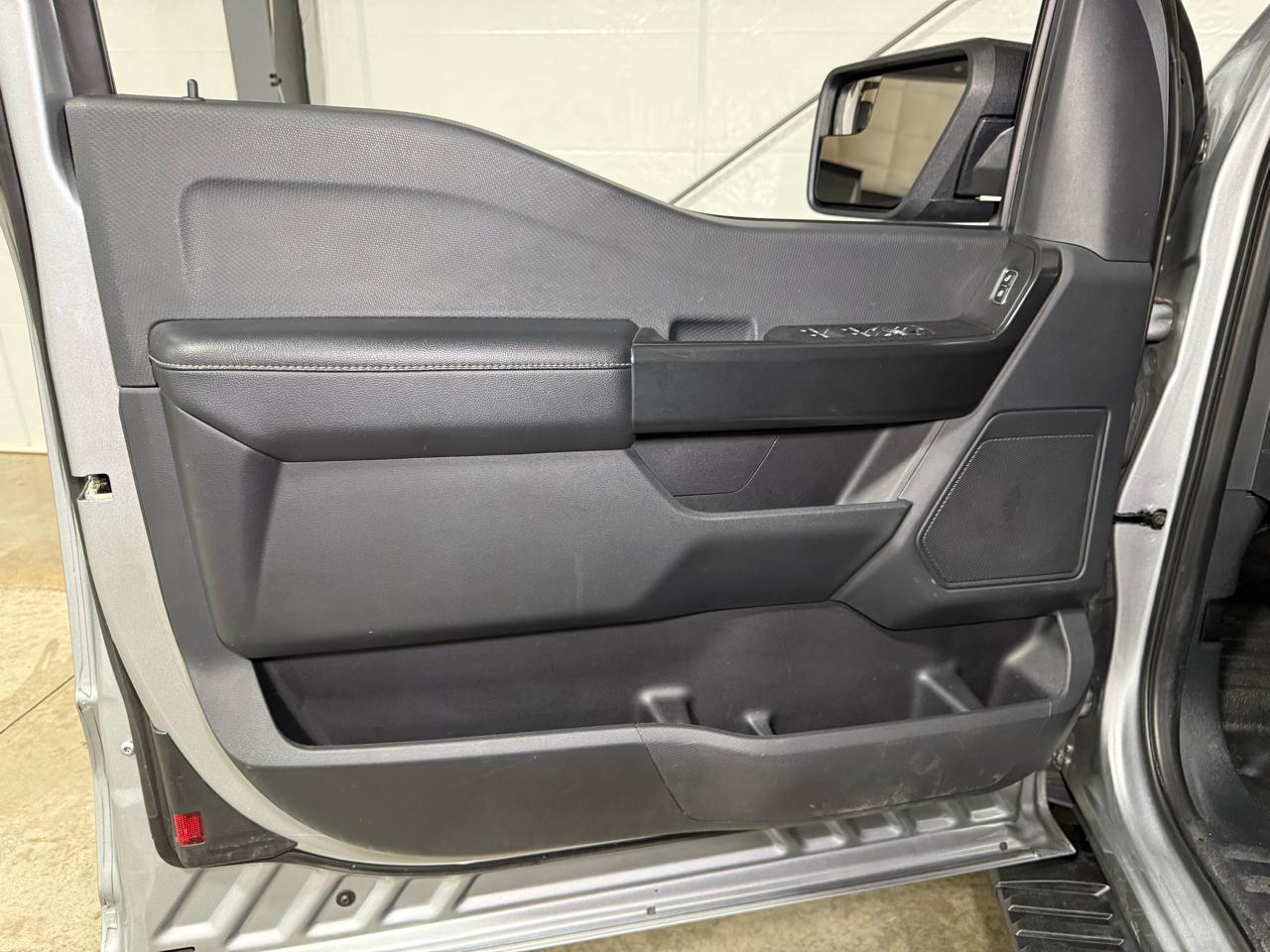 Ford F-150 XL SuperCab 8-ft. Bed 4WD 2023