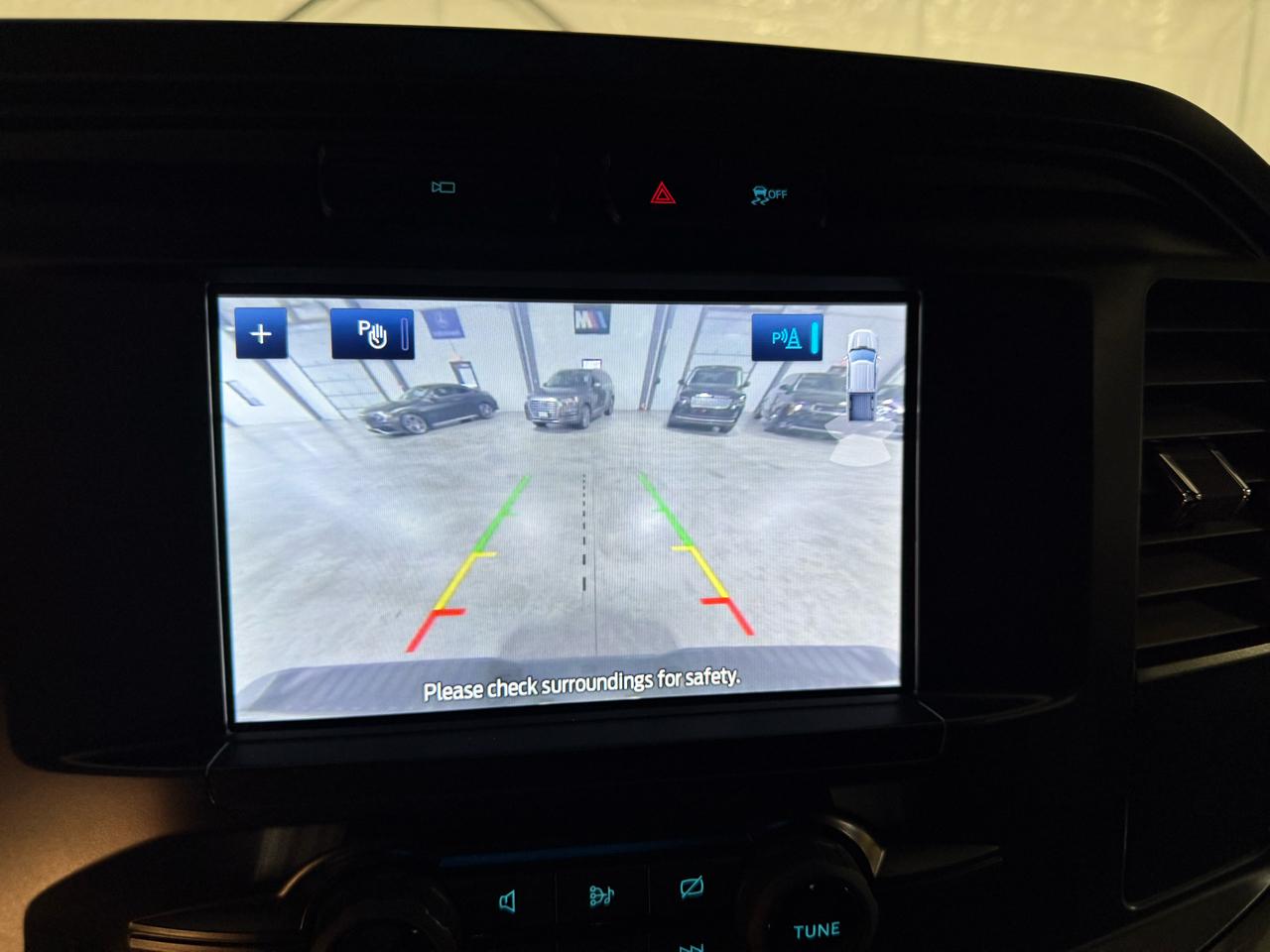 Ford F-150 XL SuperCab 8-ft. Bed 4WD 2023