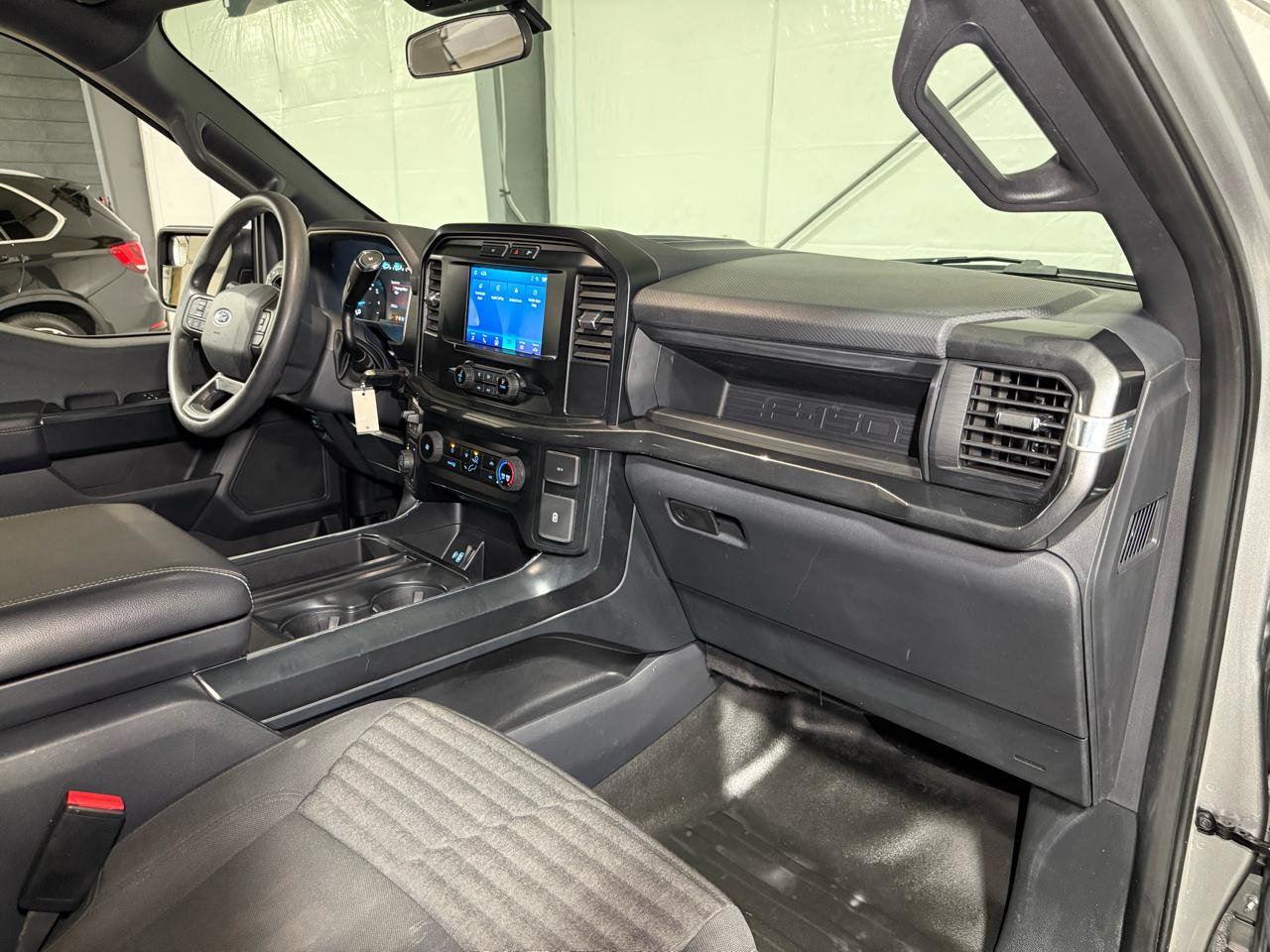 Ford F-150 XL SuperCab 8-ft. Bed 4WD 2023