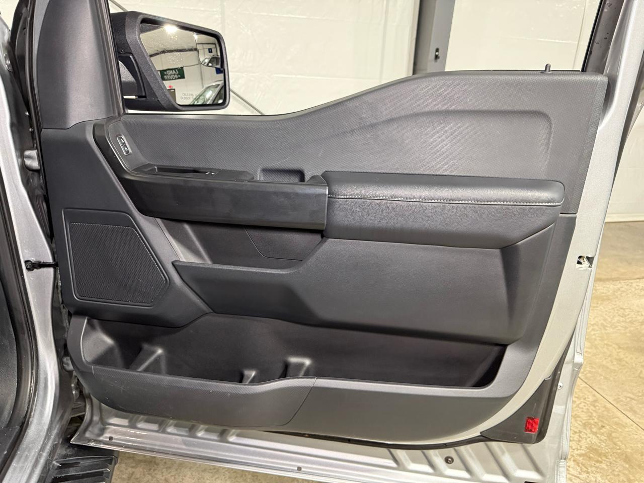 Ford F-150 XL SuperCab 8-ft. Bed 4WD 2023