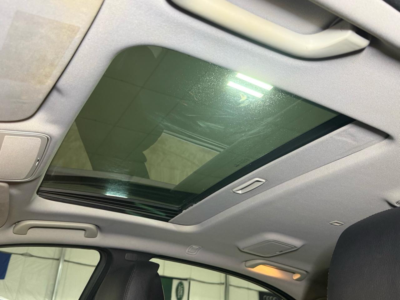 Mercedes-Benz S-Class S550 4-MATIC 2012