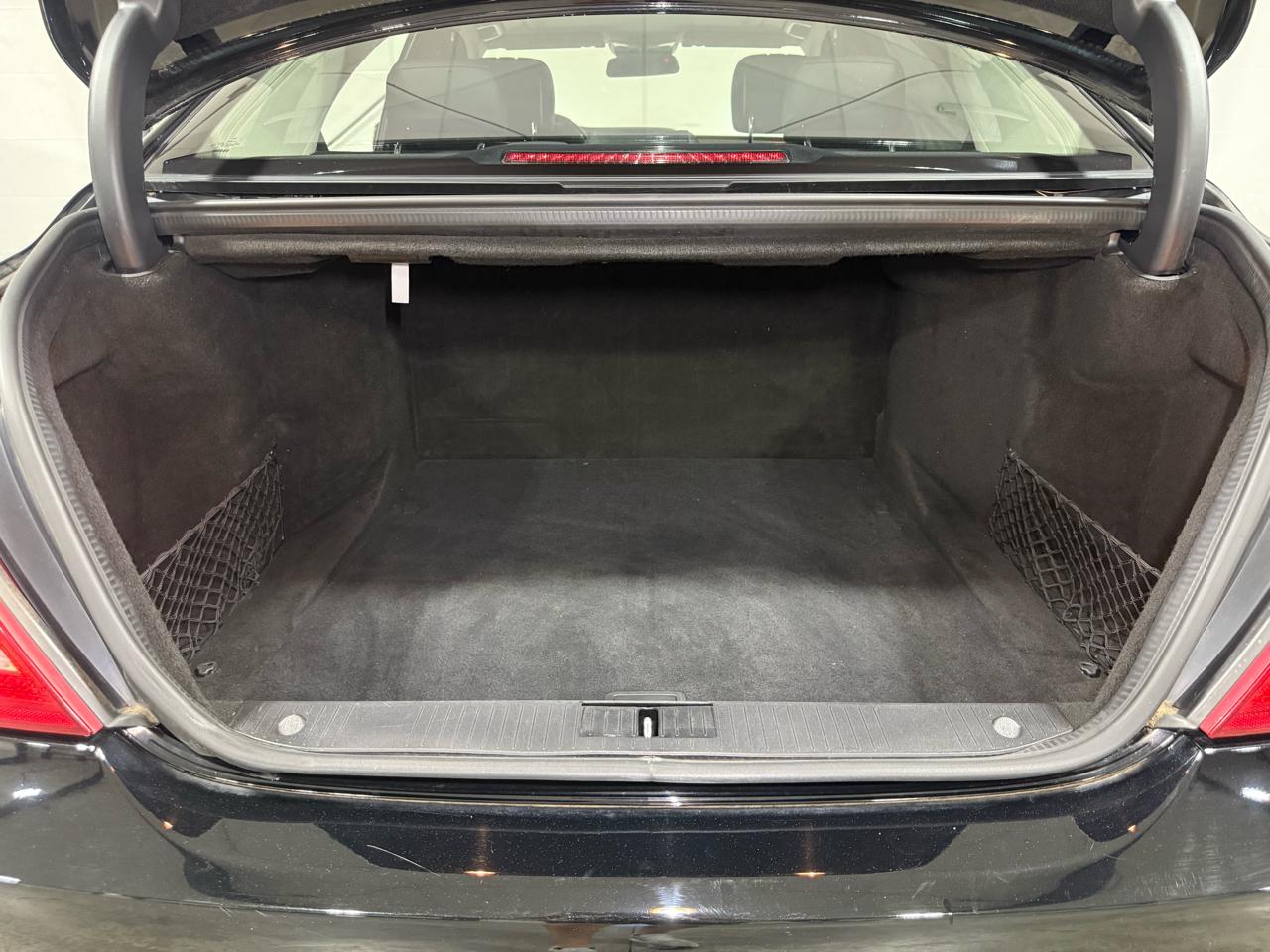 Mercedes-Benz S-Class S550 4-MATIC 2012