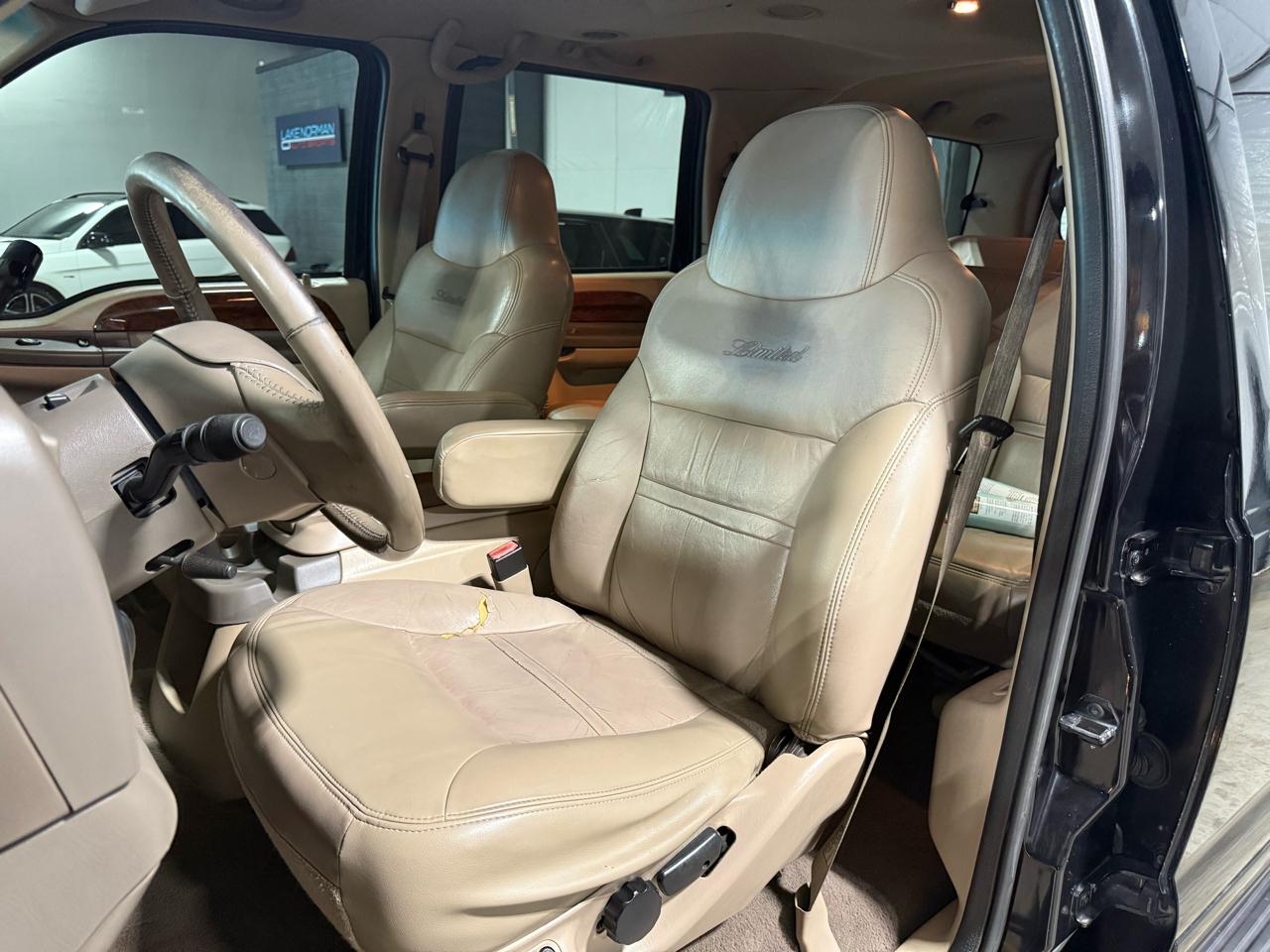 Ford Excursion Limited 4WD 2001