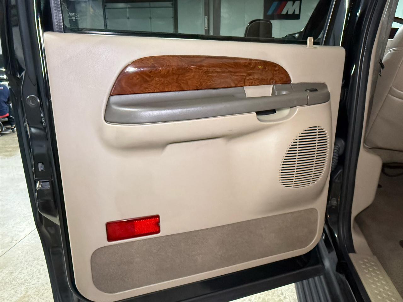 Ford Excursion Limited 4WD 2001