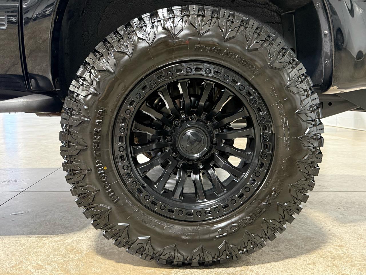 Ford Excursion Limited 4WD 2001