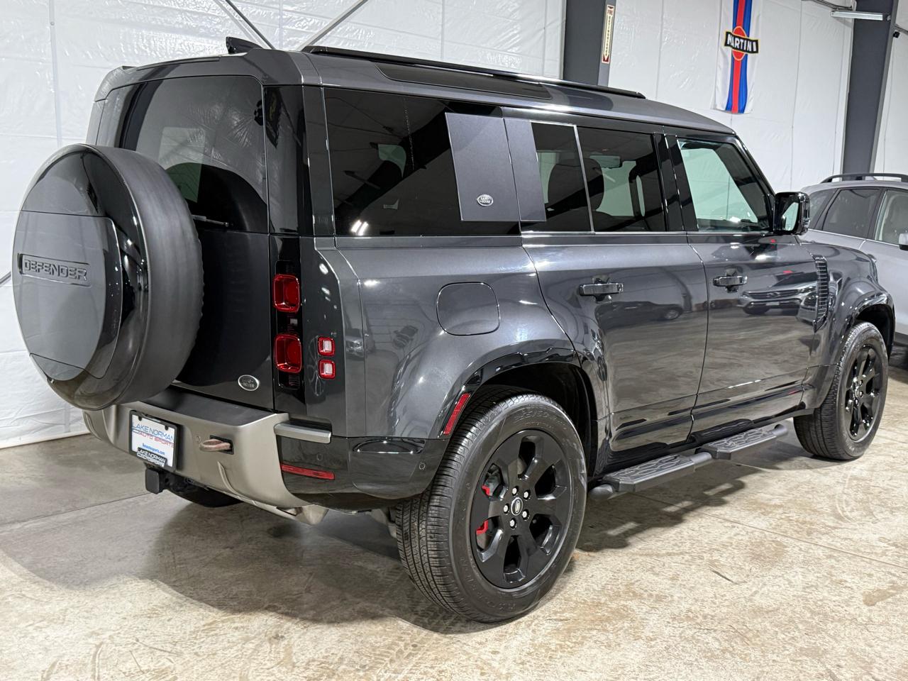 Land Rover Defender 110 X-Dynamic SE 2022