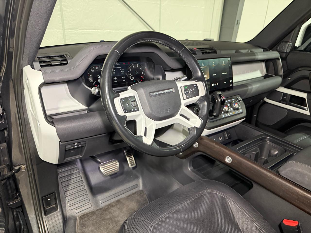 Land Rover Defender 110 X-Dynamic SE 2022