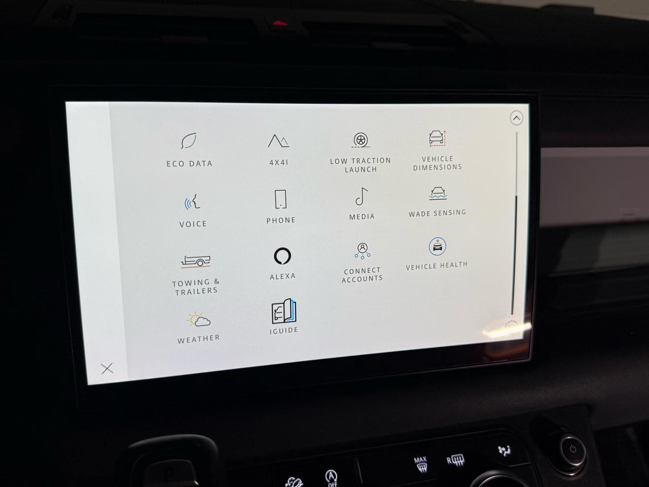 Land Rover Defender 110 X-Dynamic SE 2022