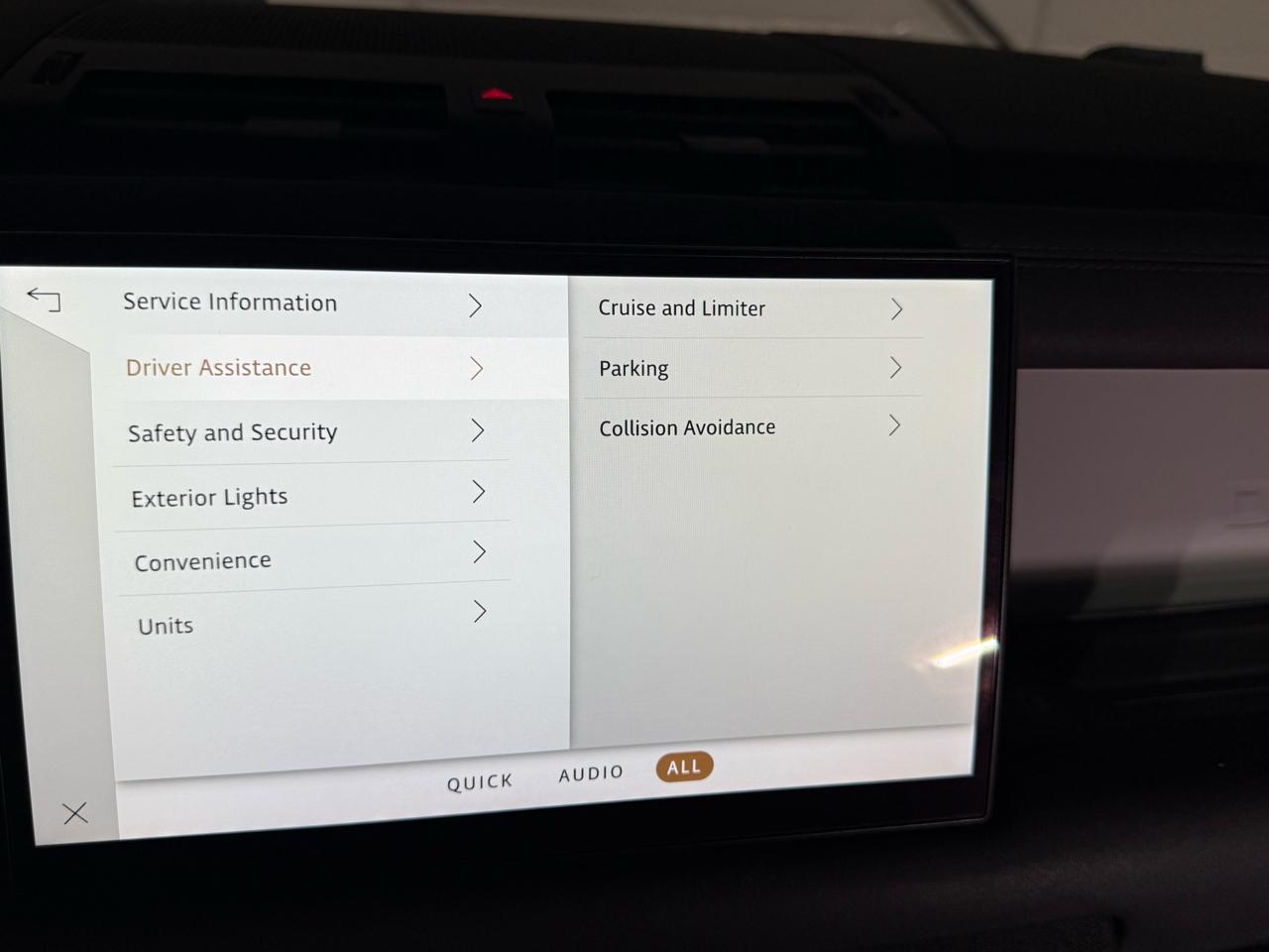 Land Rover Defender 110 X-Dynamic SE 2022