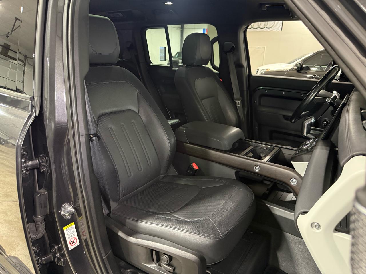 Land Rover Defender 110 X-Dynamic SE 2022