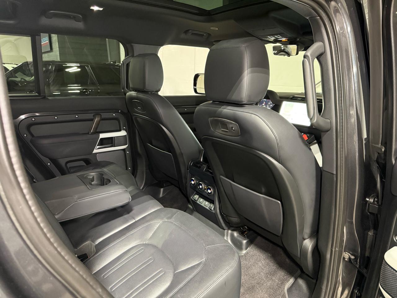 Land Rover Defender 110 X-Dynamic SE 2022