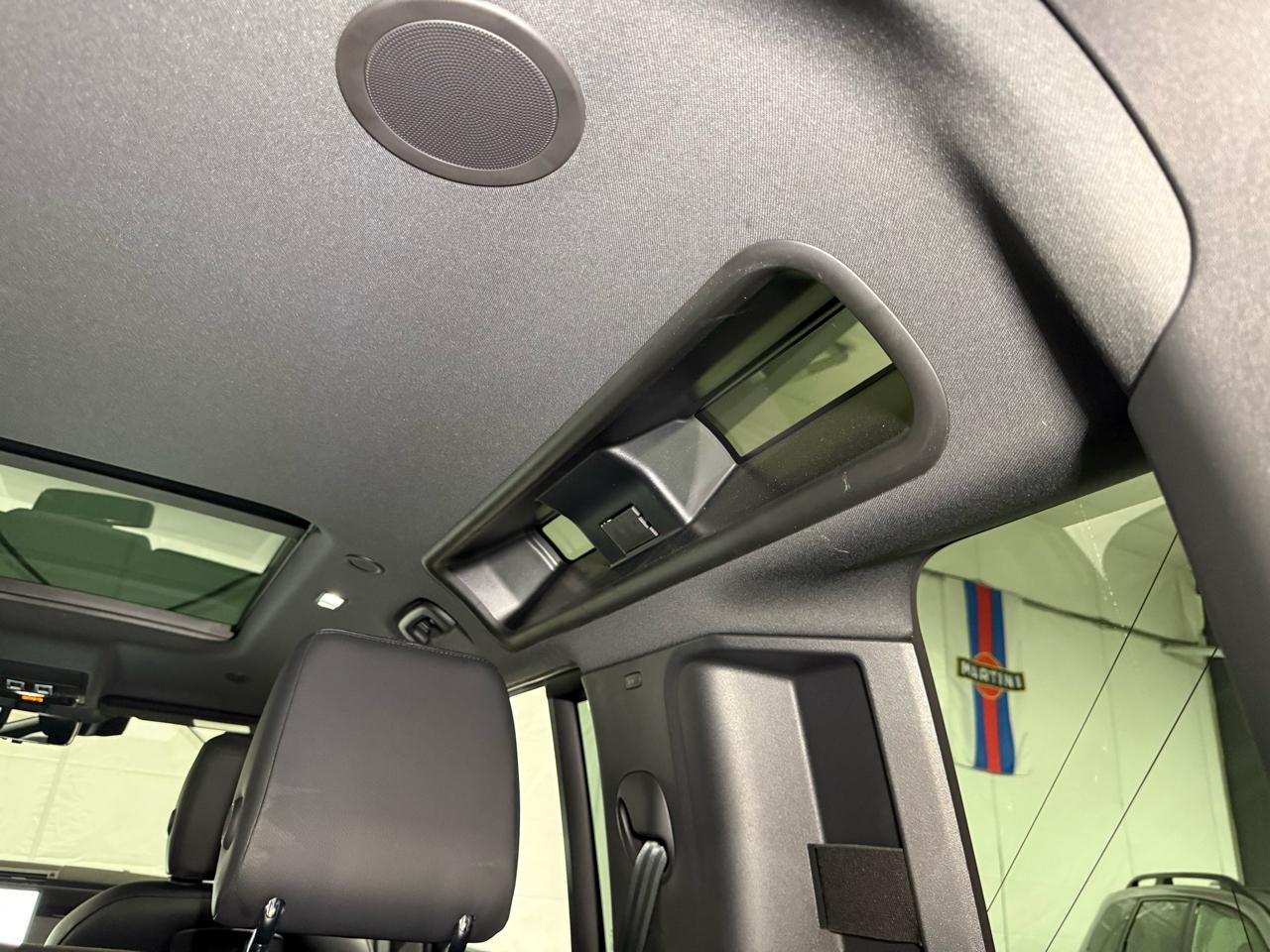 Land Rover Defender 110 X-Dynamic SE 2022