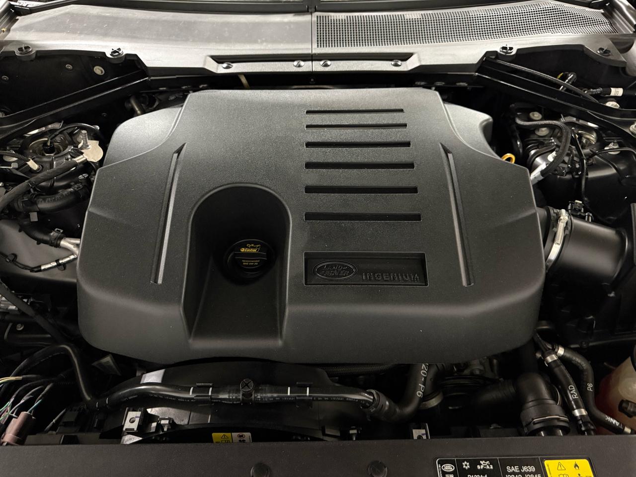 Land Rover Defender 110 X-Dynamic SE 2022