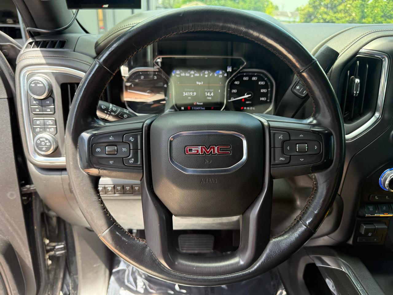 GMC Sierra 2500HD AT4 Crew Cab 4WD 2020