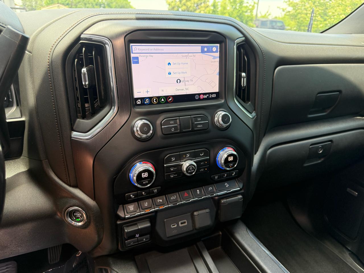 GMC Sierra 2500HD AT4 Crew Cab 4WD 2020