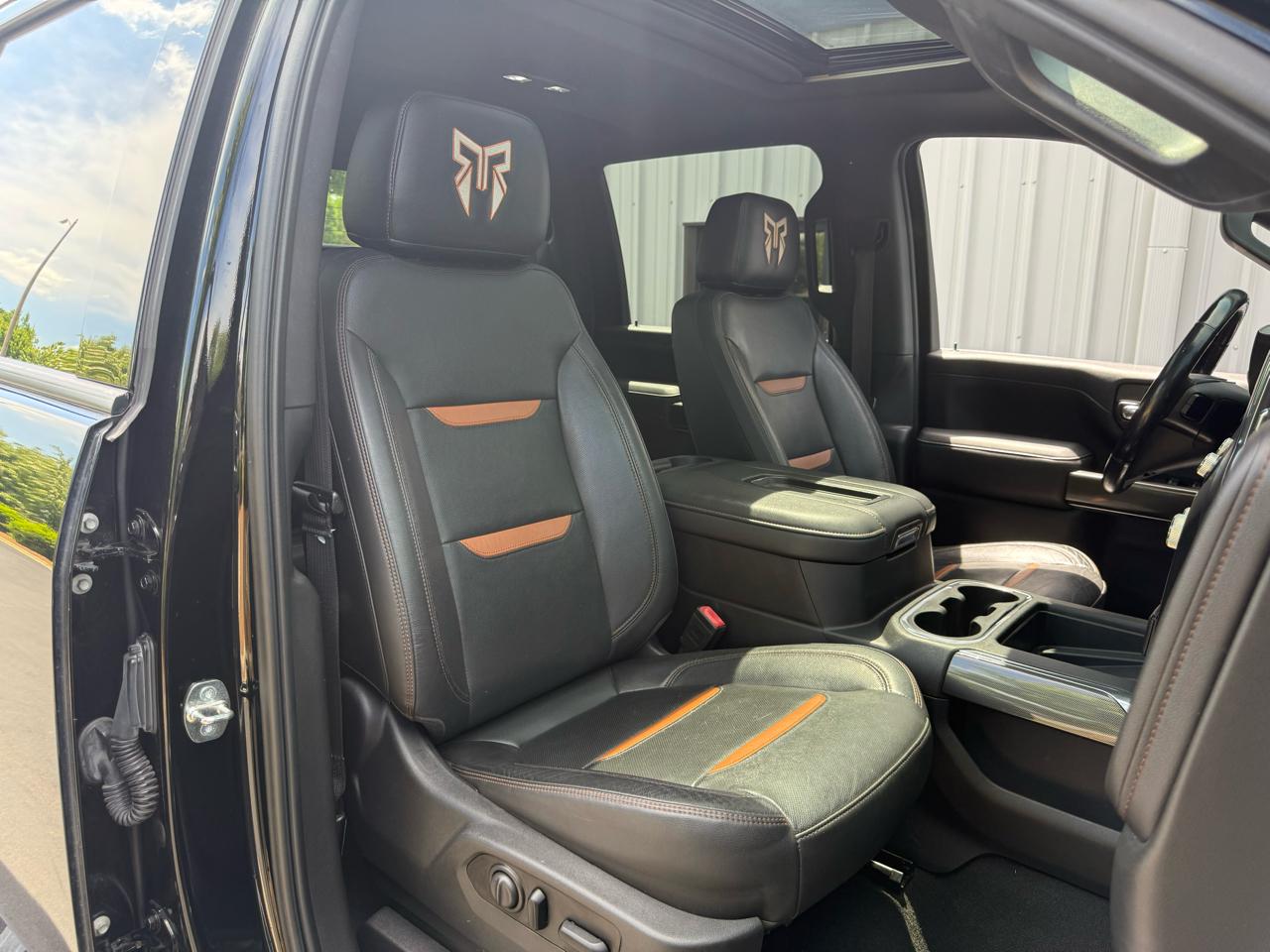 GMC Sierra 2500HD AT4 Crew Cab 4WD 2020