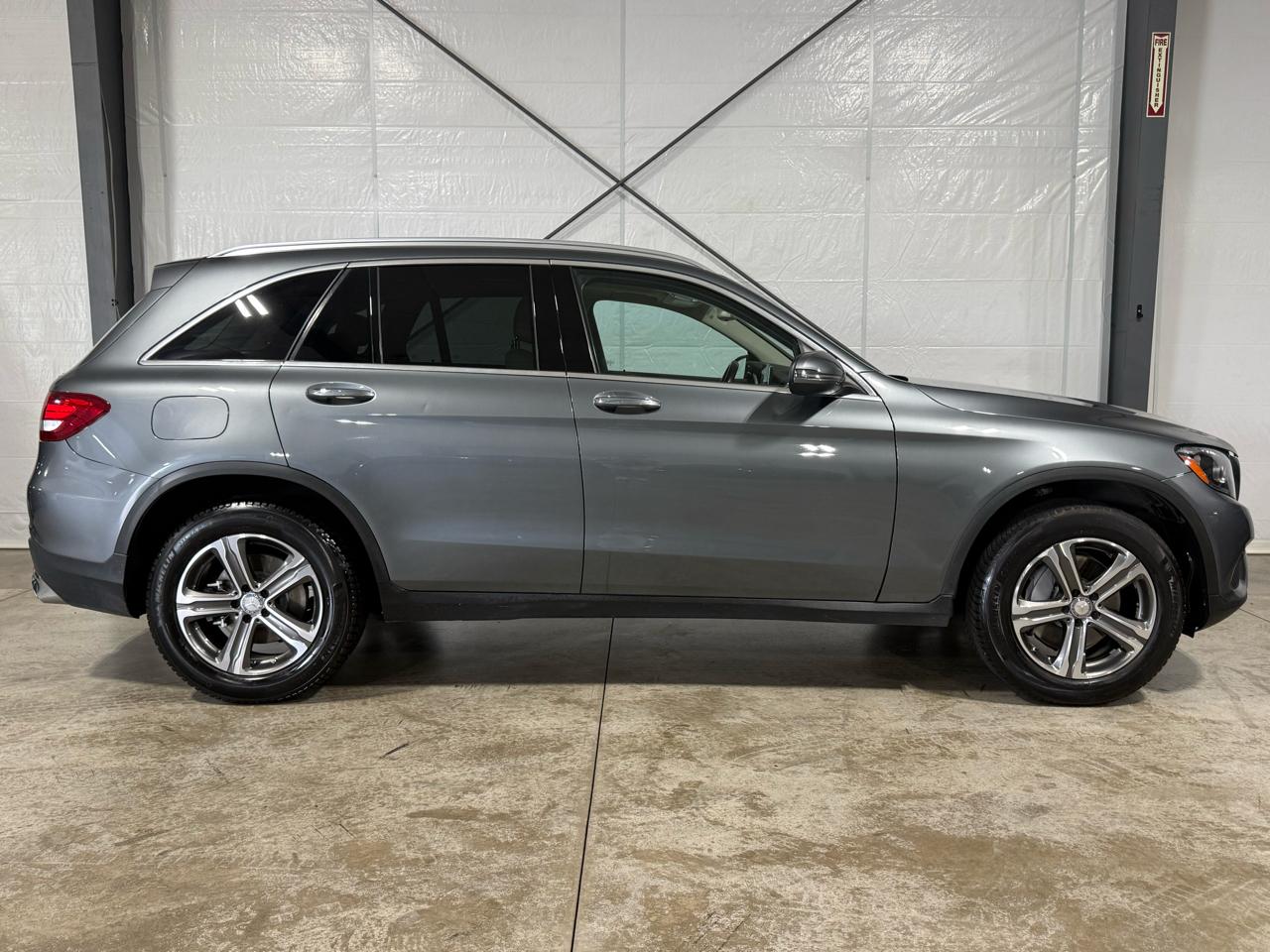 Mercedes-Benz GLC-Class GLC300 4MATIC 2016