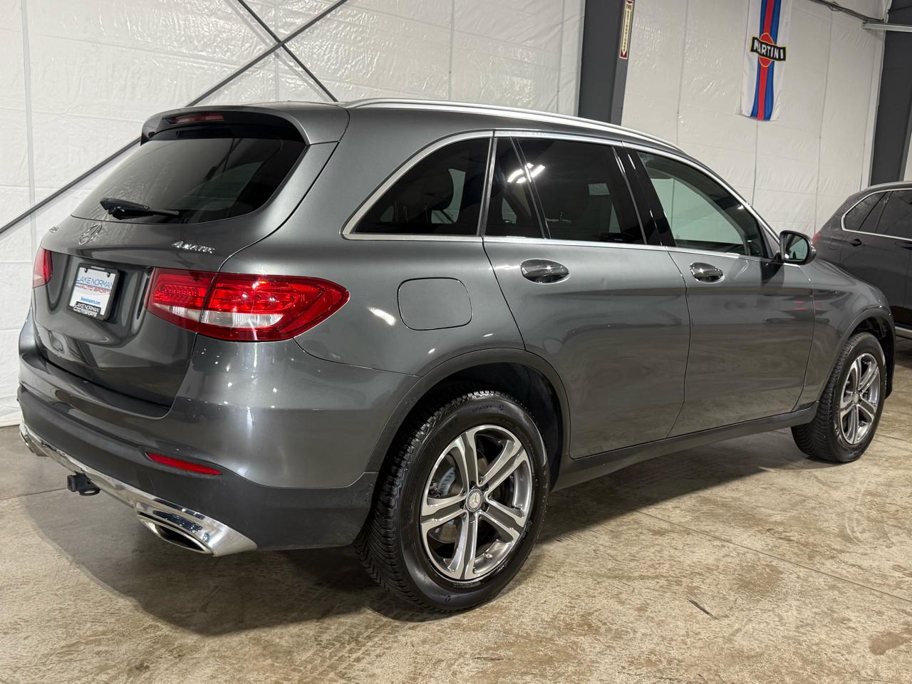 Mercedes-Benz GLC-Class GLC300 4MATIC 2016
