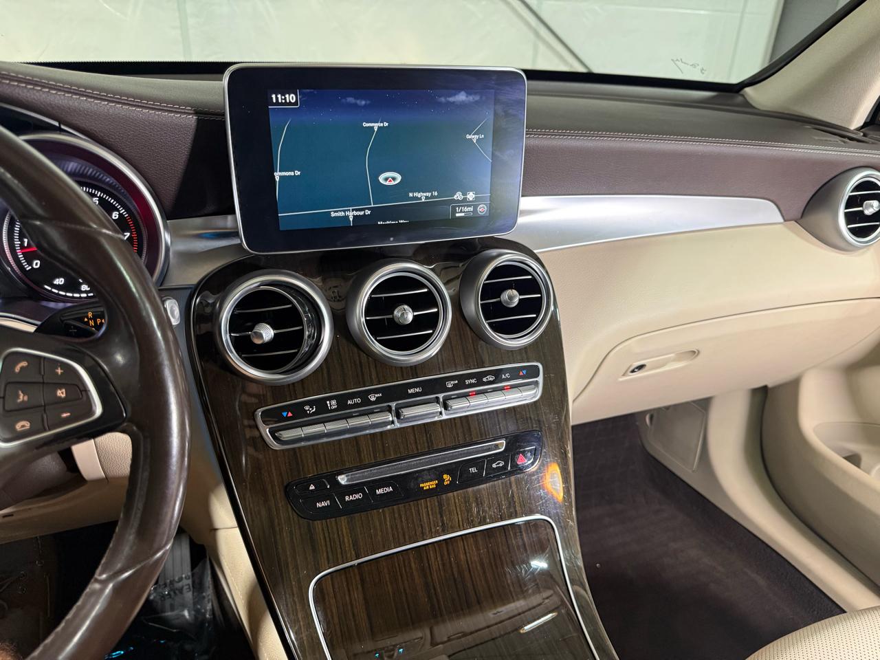 Mercedes-Benz GLC-Class GLC300 4MATIC 2016