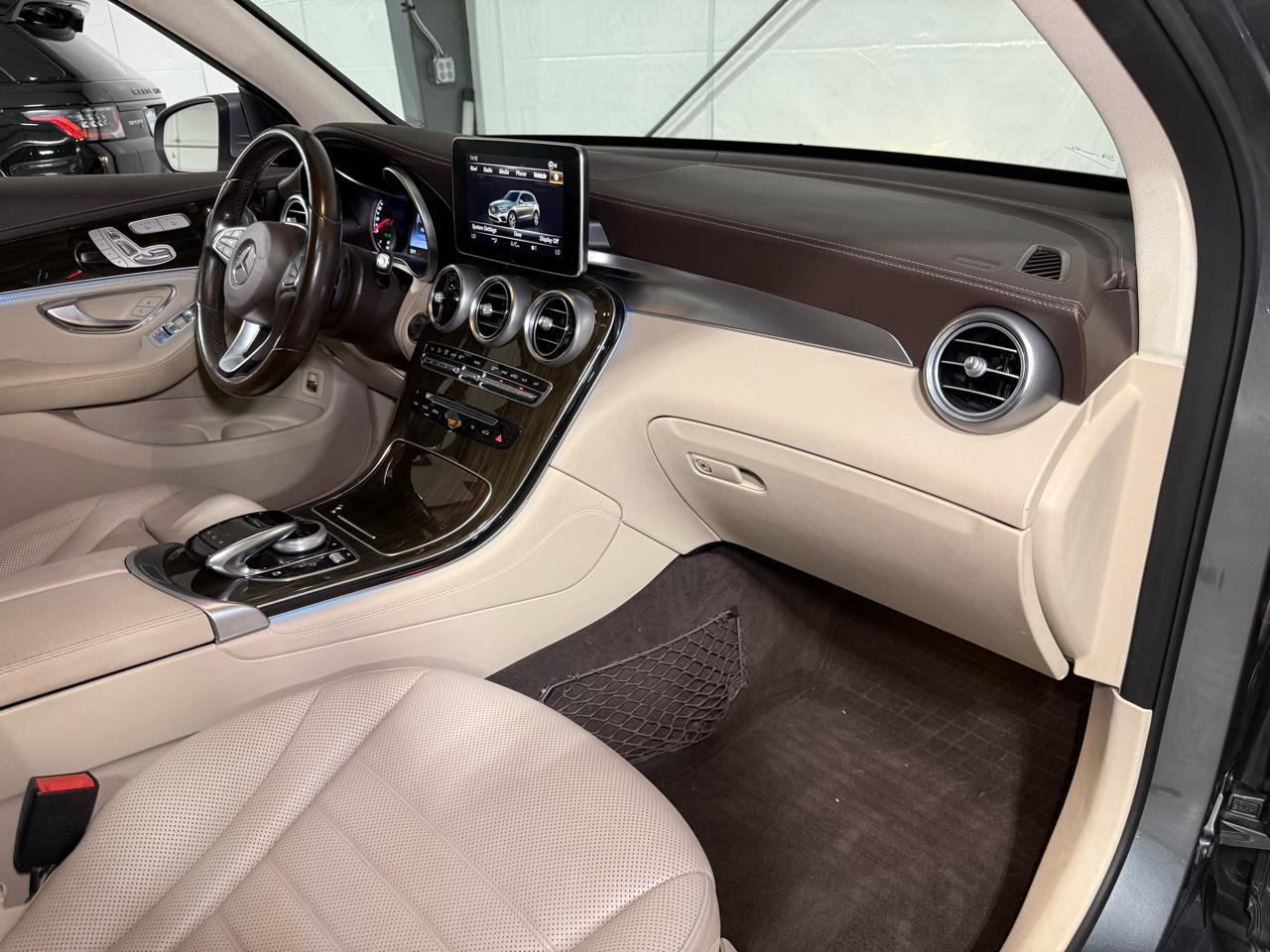 Mercedes-Benz GLC-Class GLC300 4MATIC 2016