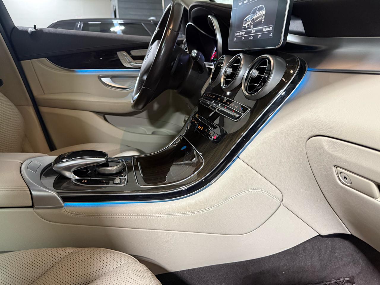 Mercedes-Benz GLC-Class GLC300 4MATIC 2016