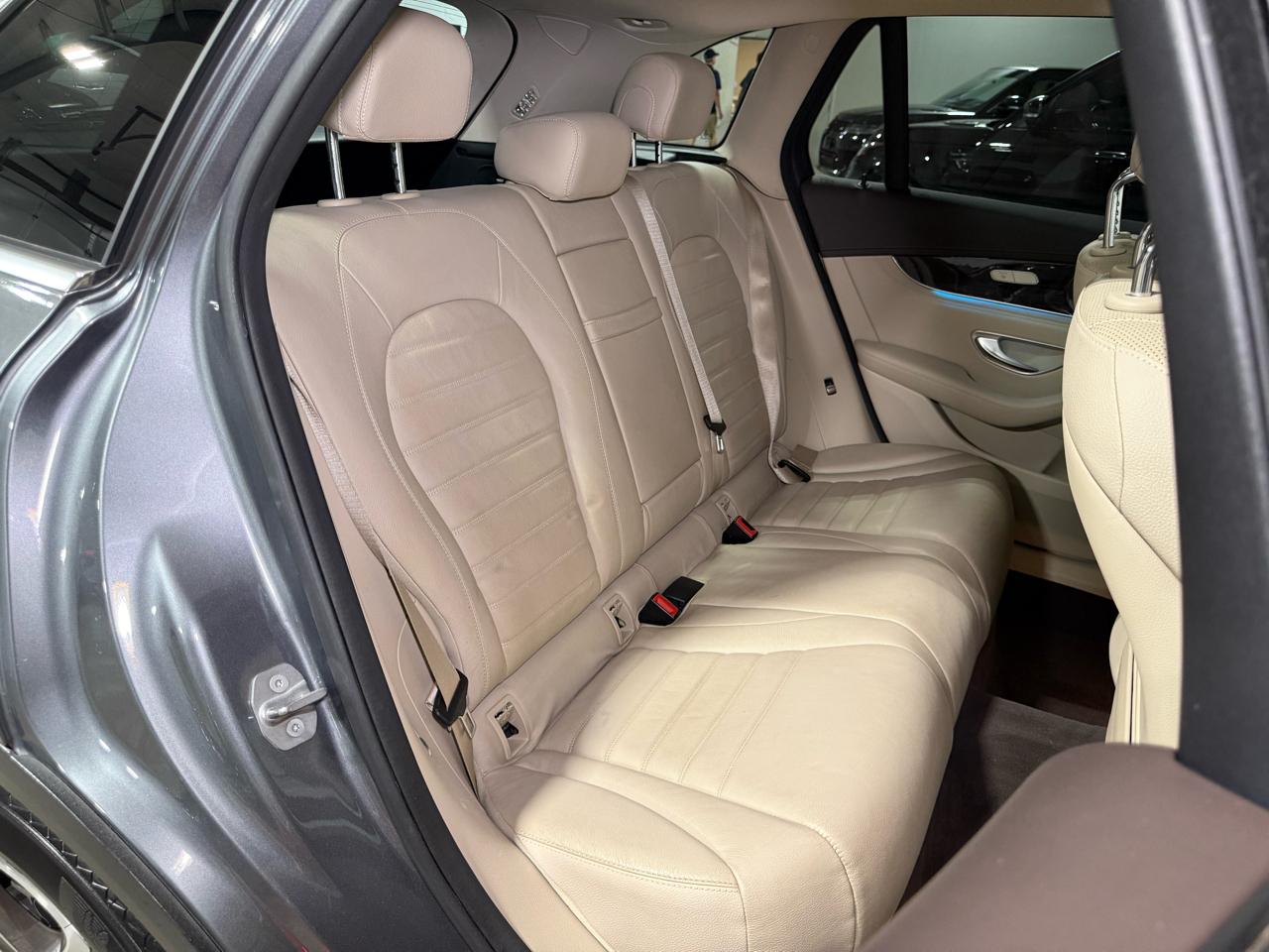 Mercedes-Benz GLC-Class GLC300 4MATIC 2016