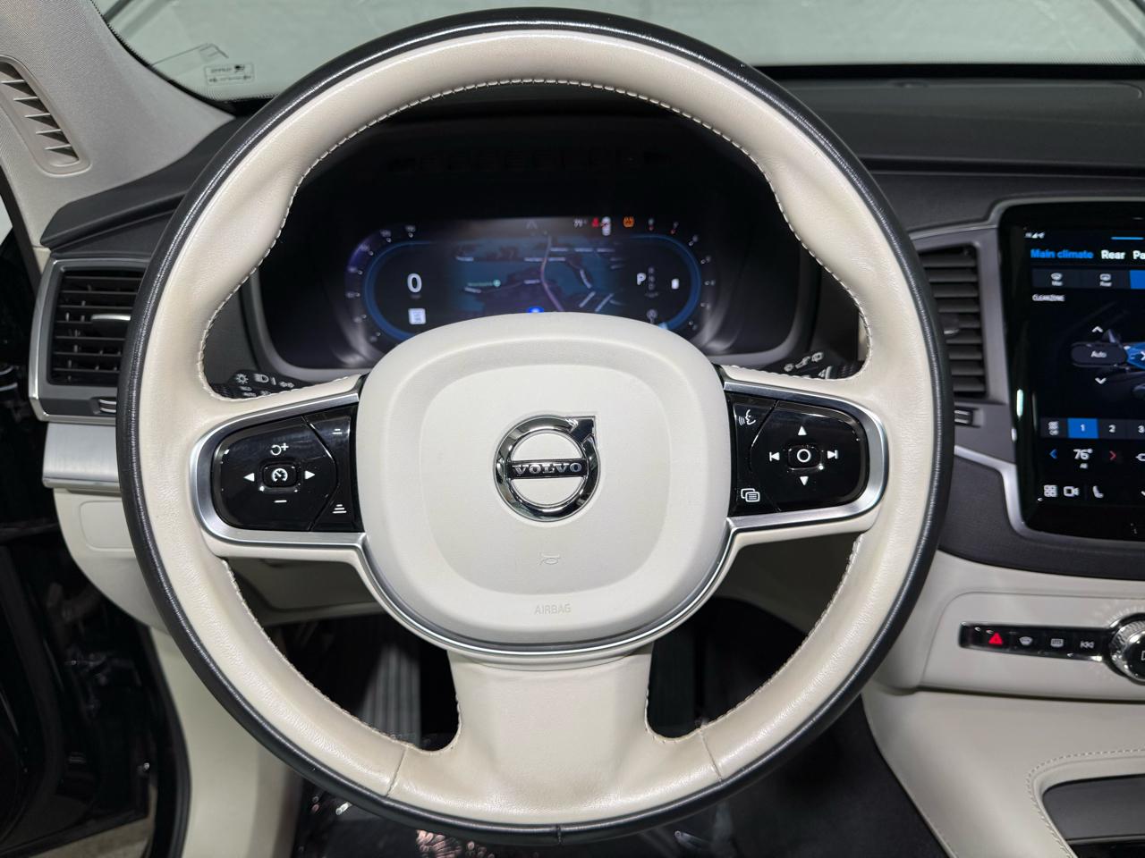 Volvo XC90 B5 Core 2024