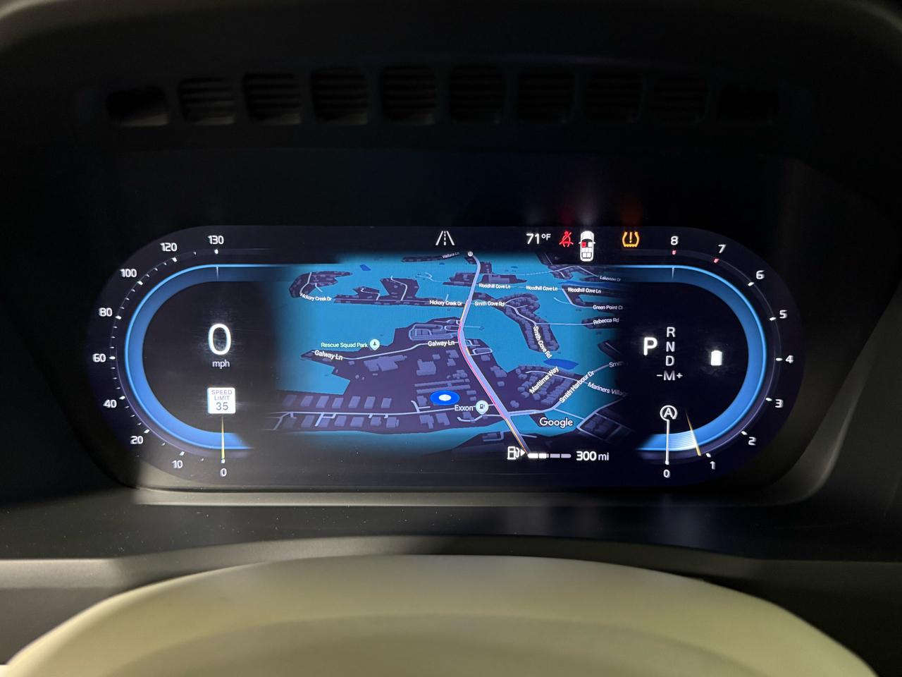 Volvo XC90 B5 Core 2024