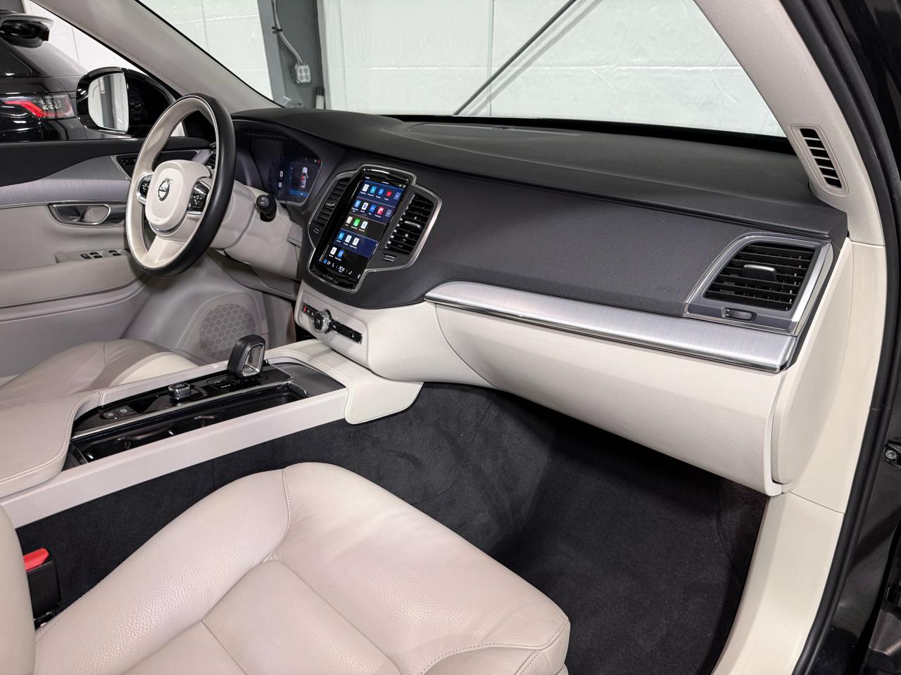 Volvo XC90 B5 Core 2024