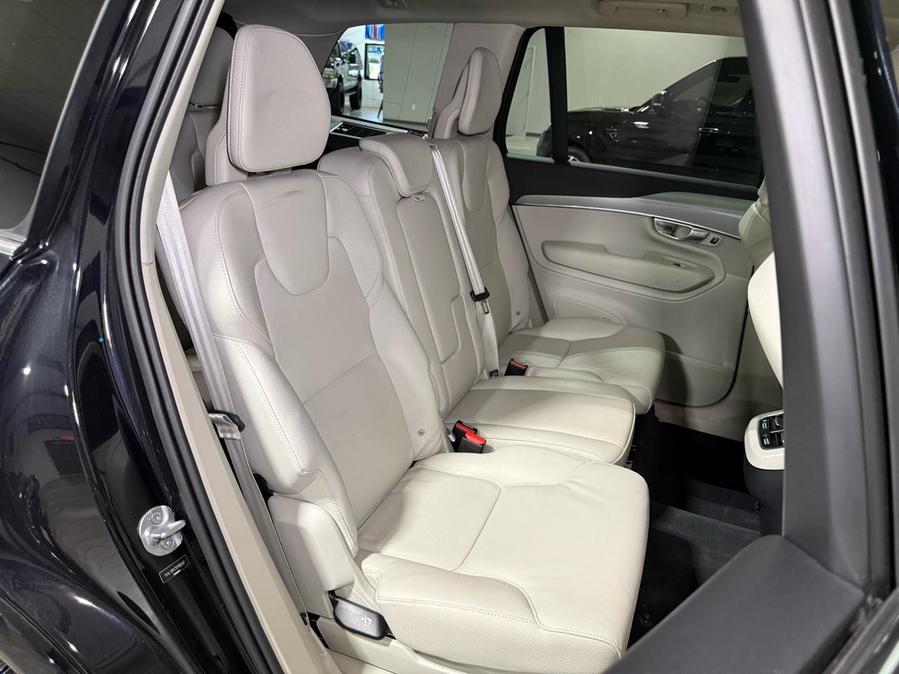 Volvo XC90 B5 Core 2024
