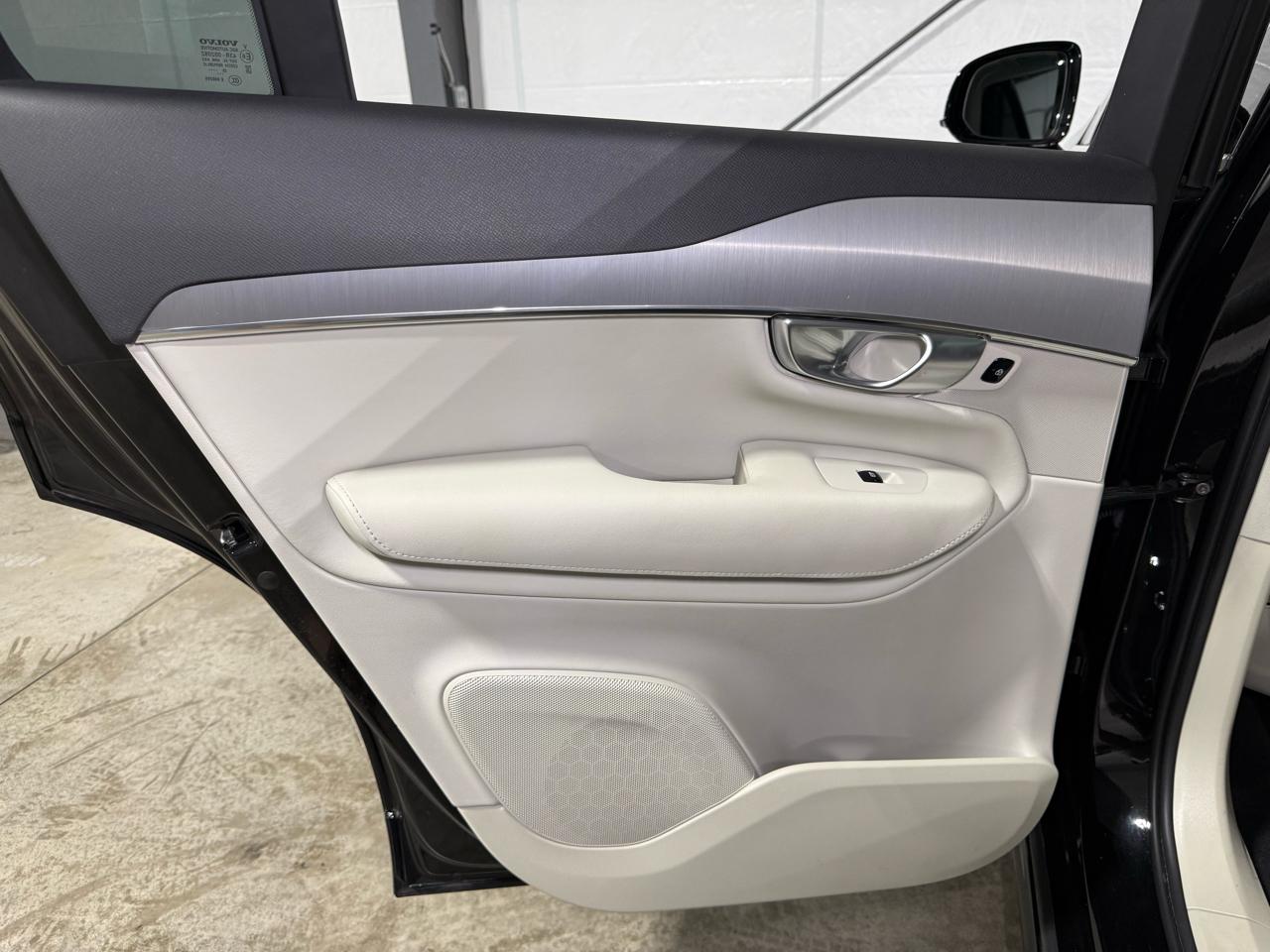 Volvo XC90 B5 Core 2024