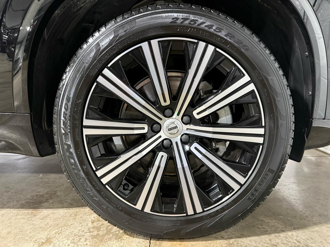 Volvo XC90 B5 Core 2024