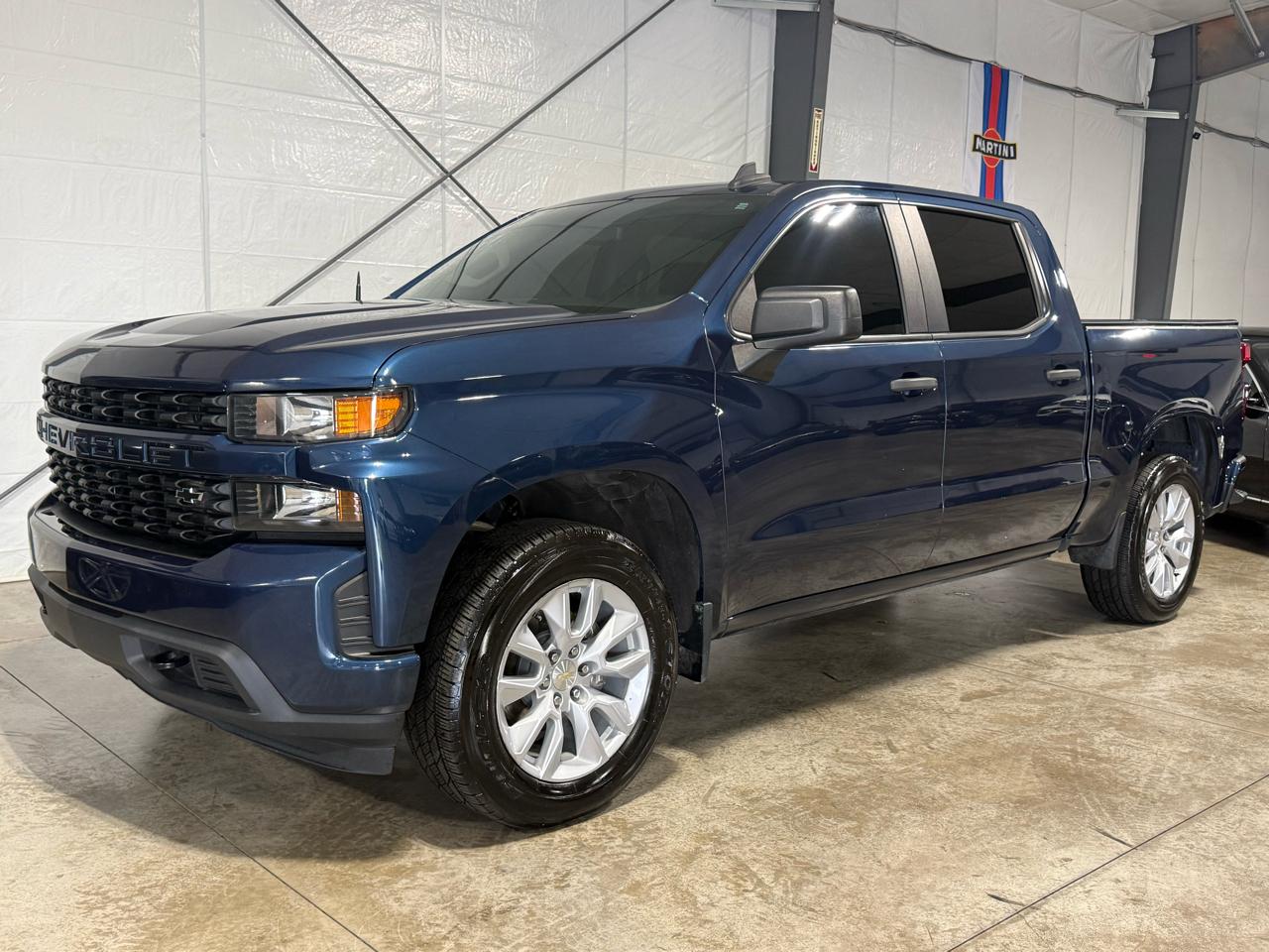 Chevrolet Silverado 1500 Custom Crew Cab Long Box 4WD 2021