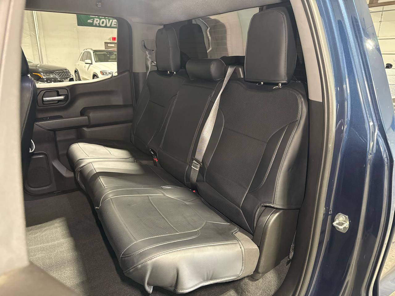 Chevrolet Silverado 1500 Custom Crew Cab Long Box 4WD 2021