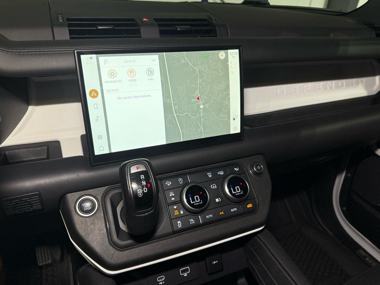 Land Rover Defender 110 X-Dynamic HSE 2022