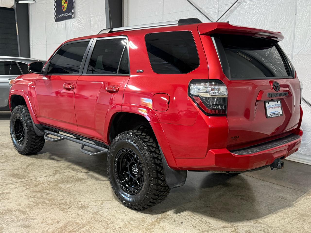 Toyota 4Runner SR5 4WD 2020
