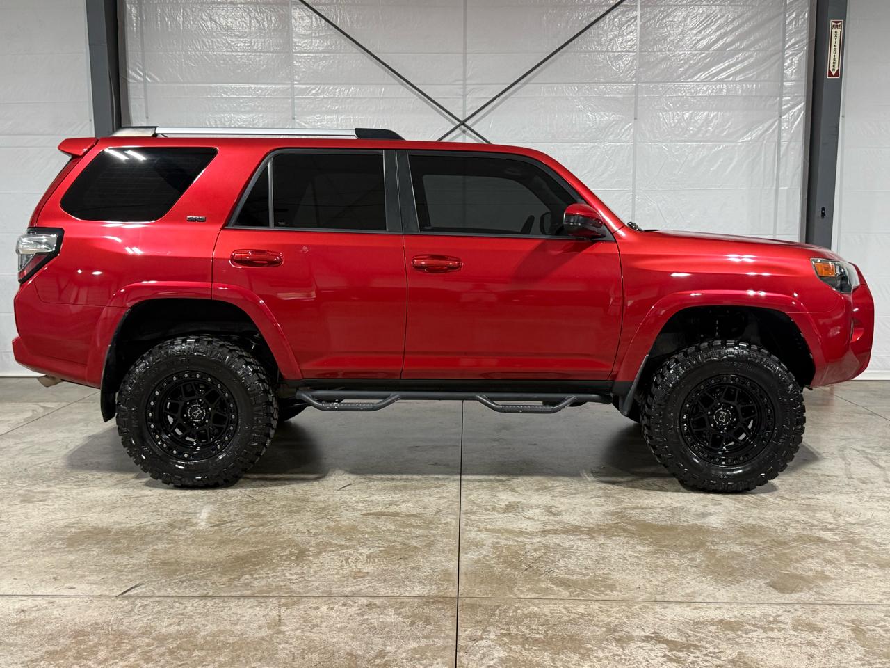 Toyota 4Runner SR5 4WD 2020
