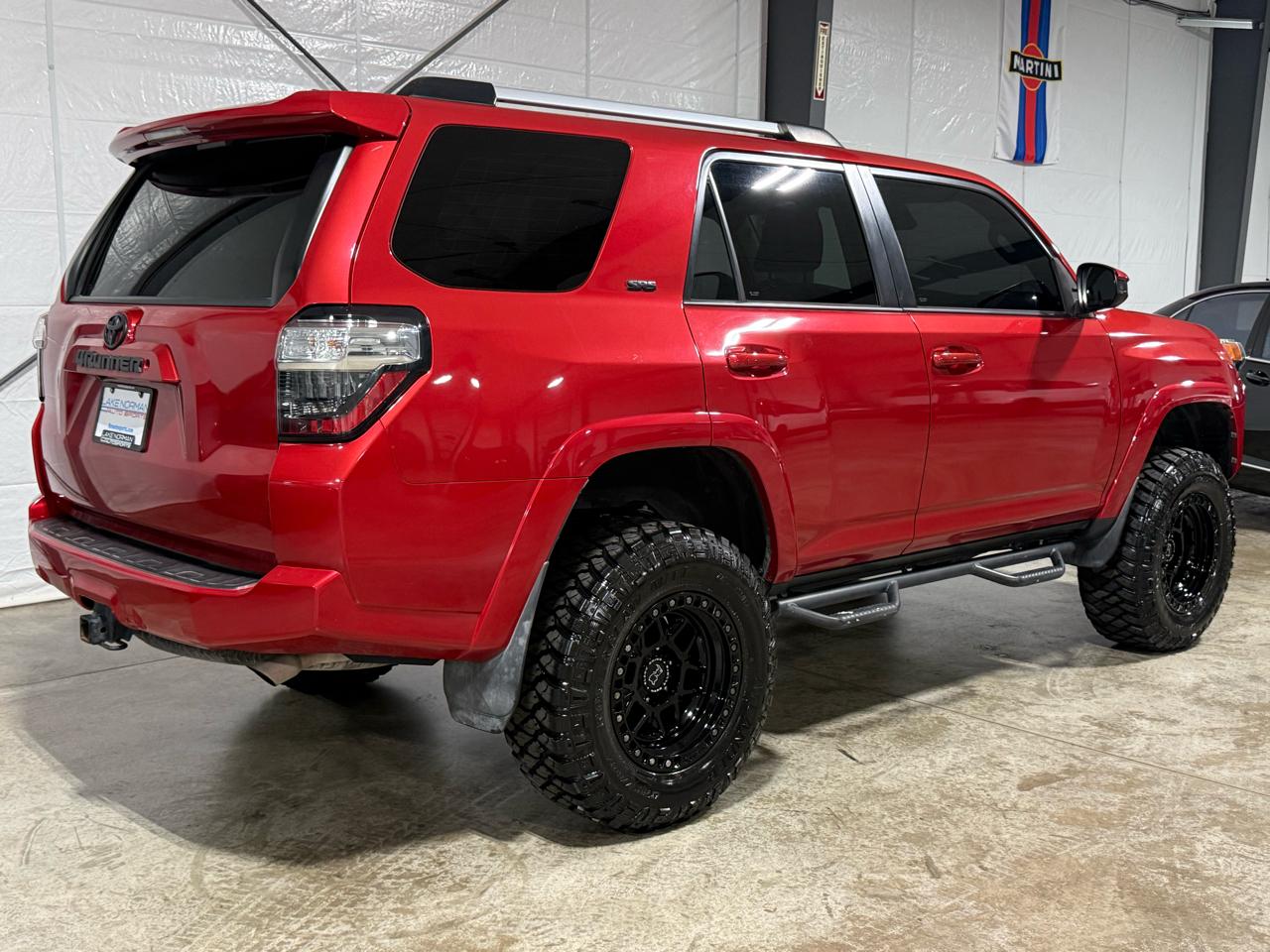 Toyota 4Runner SR5 4WD 2020