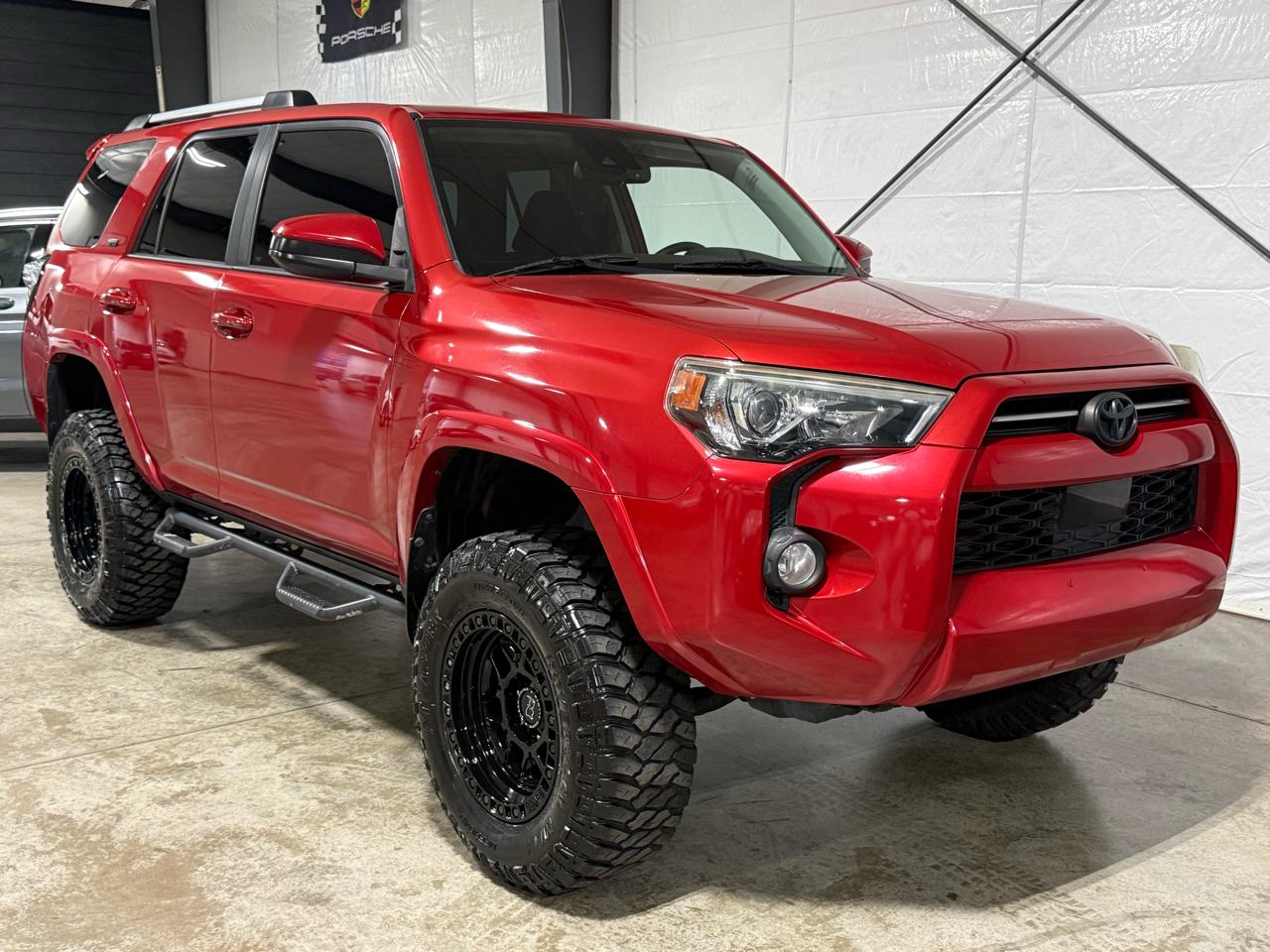 Toyota 4Runner SR5 4WD 2020